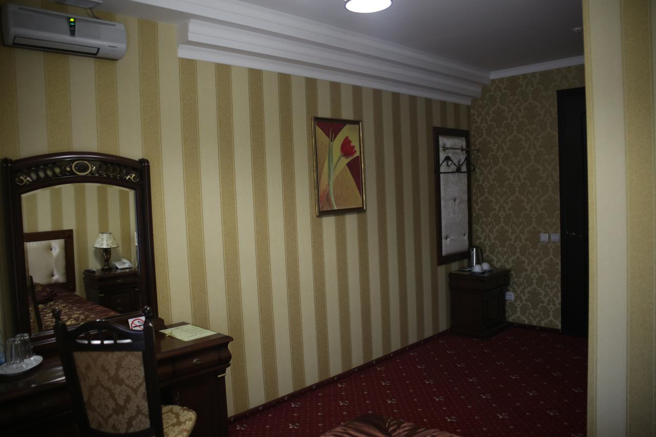 Garden Hall Ternopil Exterior photo