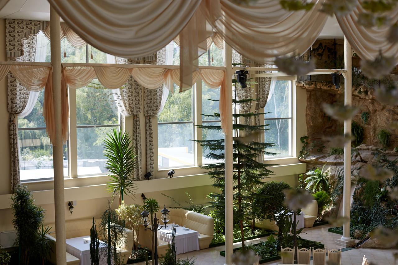 Garden Hall Ternopil Exterior photo