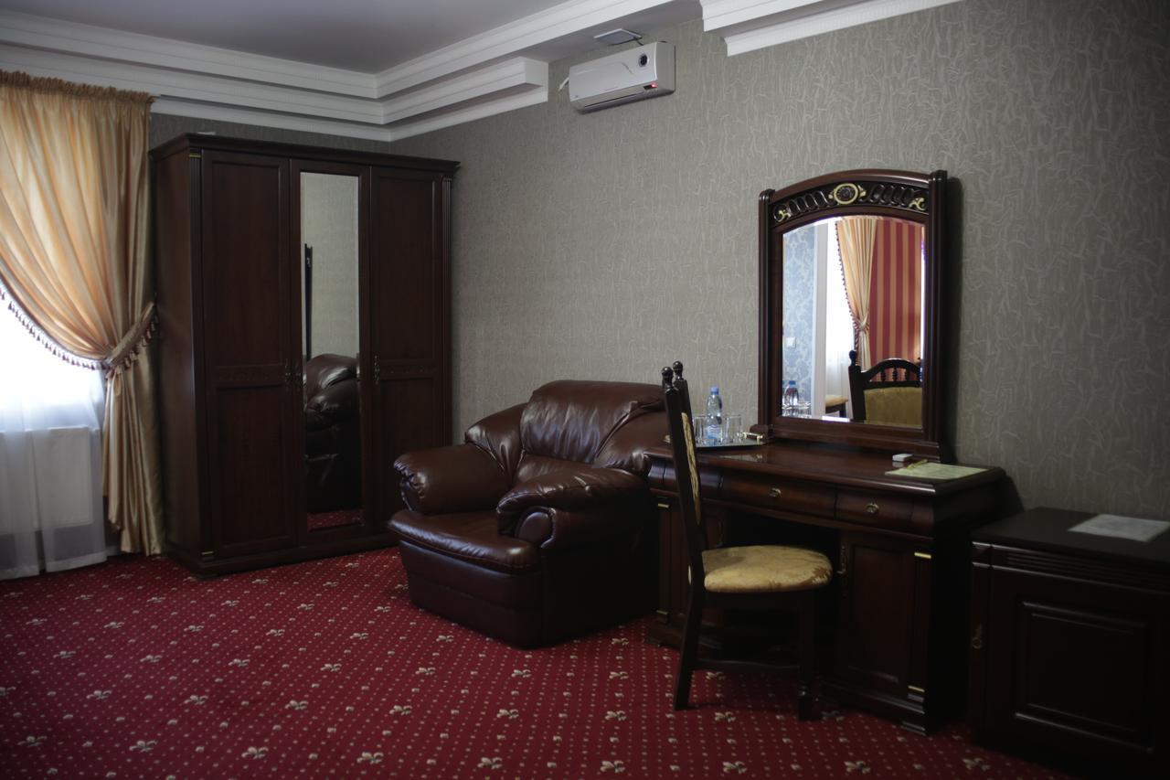 Garden Hall Ternopil Exterior photo